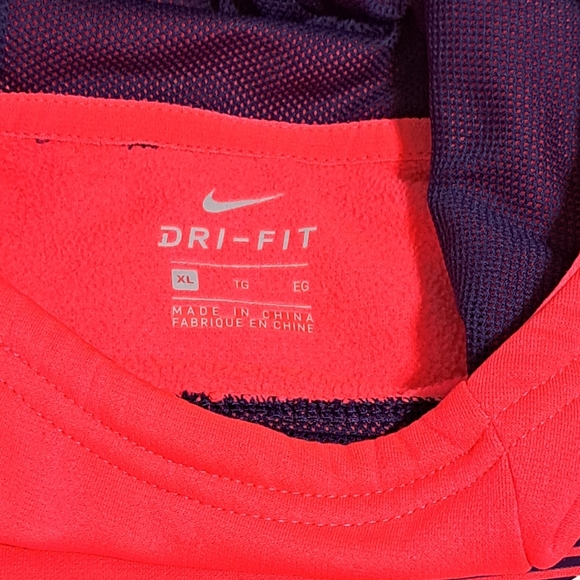 Nike Hot Pink XL Hoodie - Picture 3 of 6